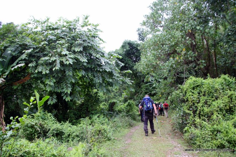 trekking-in-myanmar-phonyin-razi-3